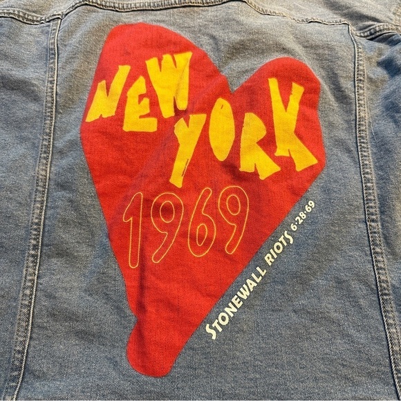 Target Pride New York 1969 Stonewall Riots Denim Jacket Womens XL Blue Button - Picture 11 of 16
